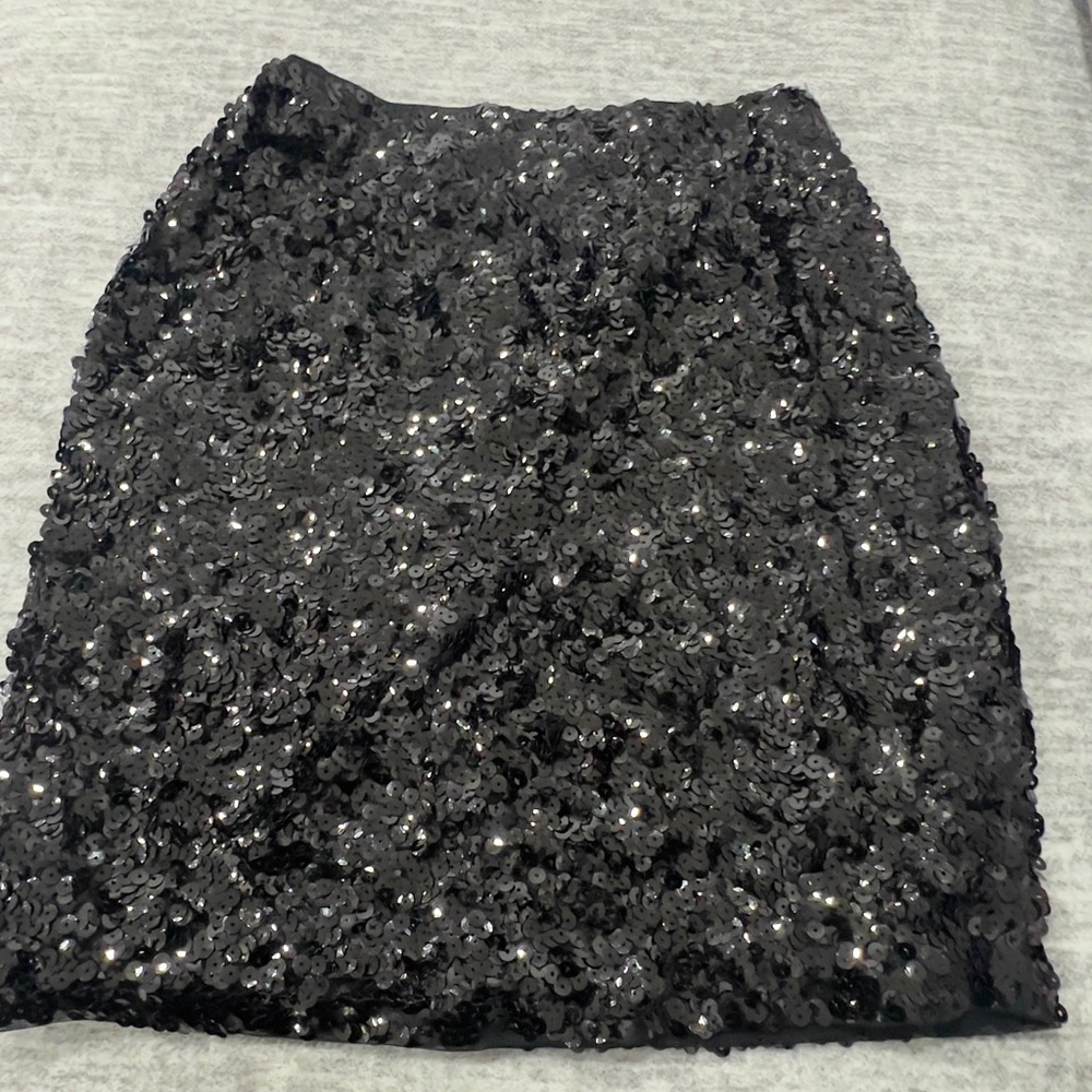 Black Sequin Mini Pencil Skirt for Cocktail Nights